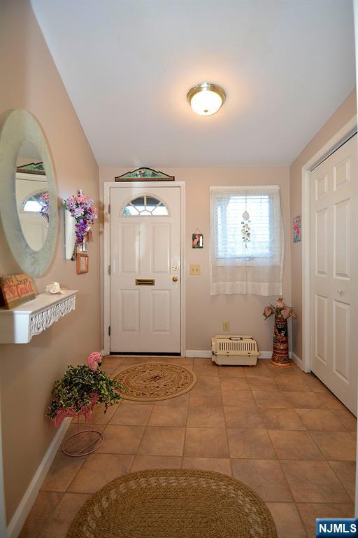 Homes for sale in Fair Lawn, NJ | 25-10 Berdan Ave, Fair Lawn, NJ 07410 | MLS# 25031720