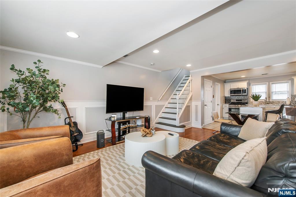 Homes for sale in Clifton, NJ | 9 Peru Rd, Clifton, NJ 07012 | MLS# 25031747