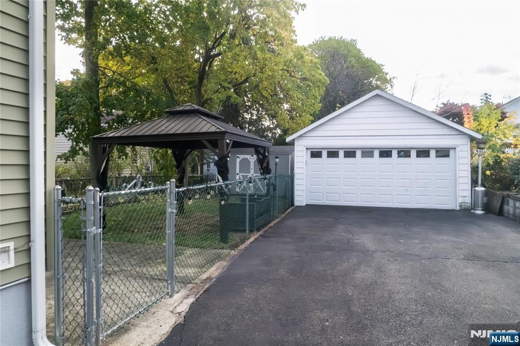 Homes for sale in Clifton, NJ | 9 Peru Rd, Clifton, NJ 07012 | MLS# 25031747