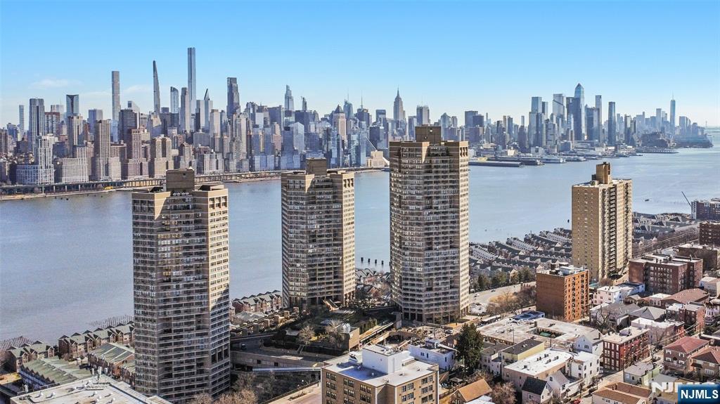 $449,000 Condo