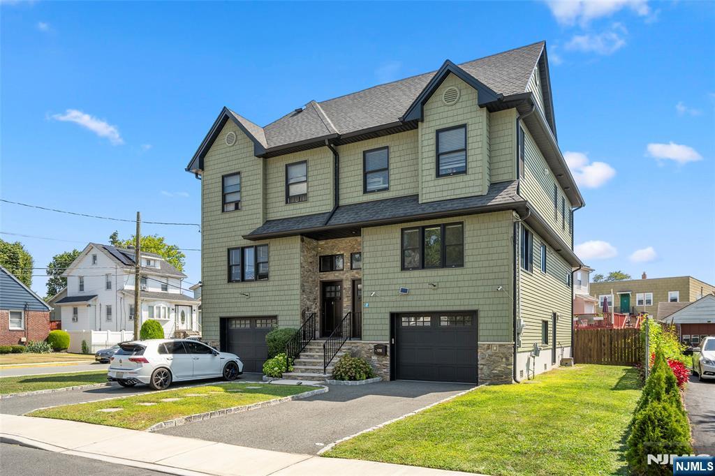 Homes for sale in Little Ferry, NJ | 17 Chamberlain Ave #B, Little Ferry, NJ 07643 | MLS# 25031770