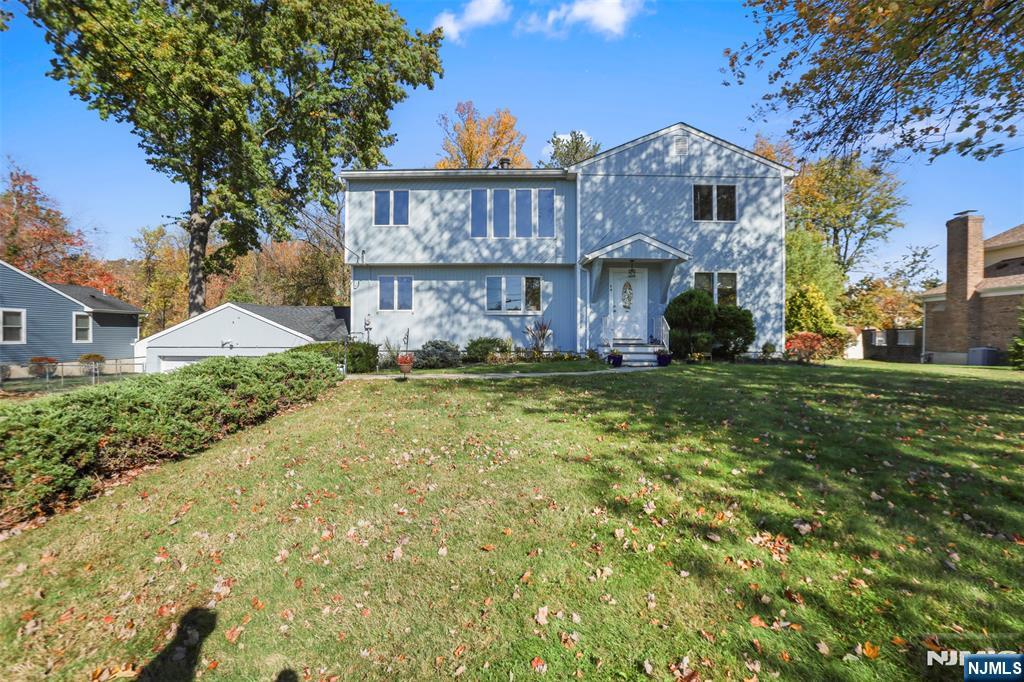 Homes for sale in East Hanover Twp, NJ | 59 Grove Ave, East Hanover Twp, NJ 07936 | MLS# 25031789