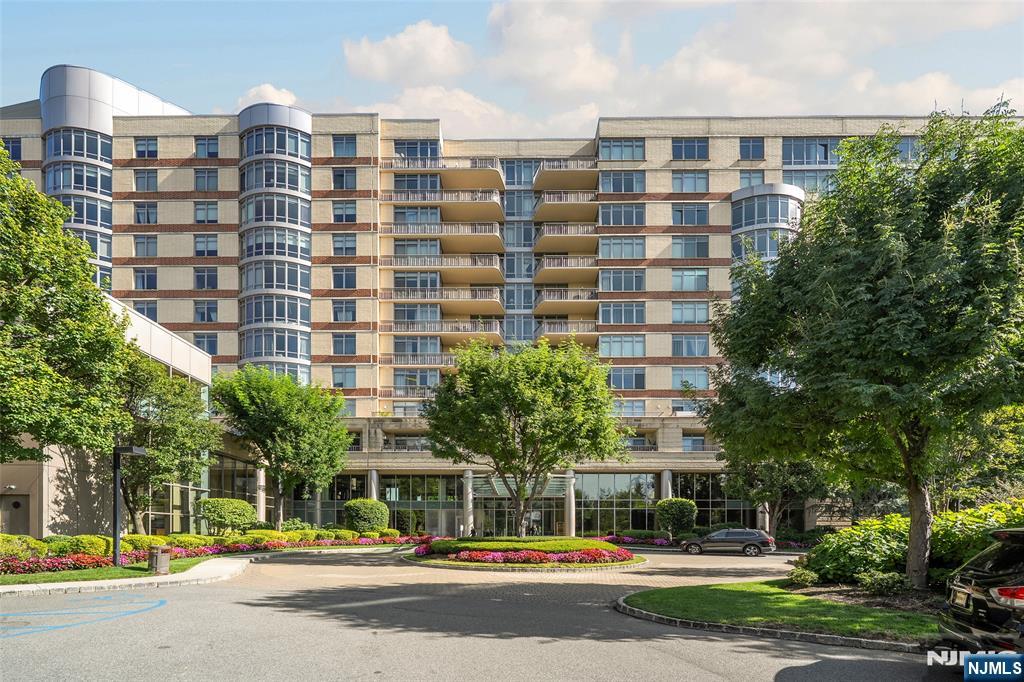 Homes for sale in Jersey City, NJ | 8100 River Rd #815, Jersey City, NJ 07047 | MLS# 25031824