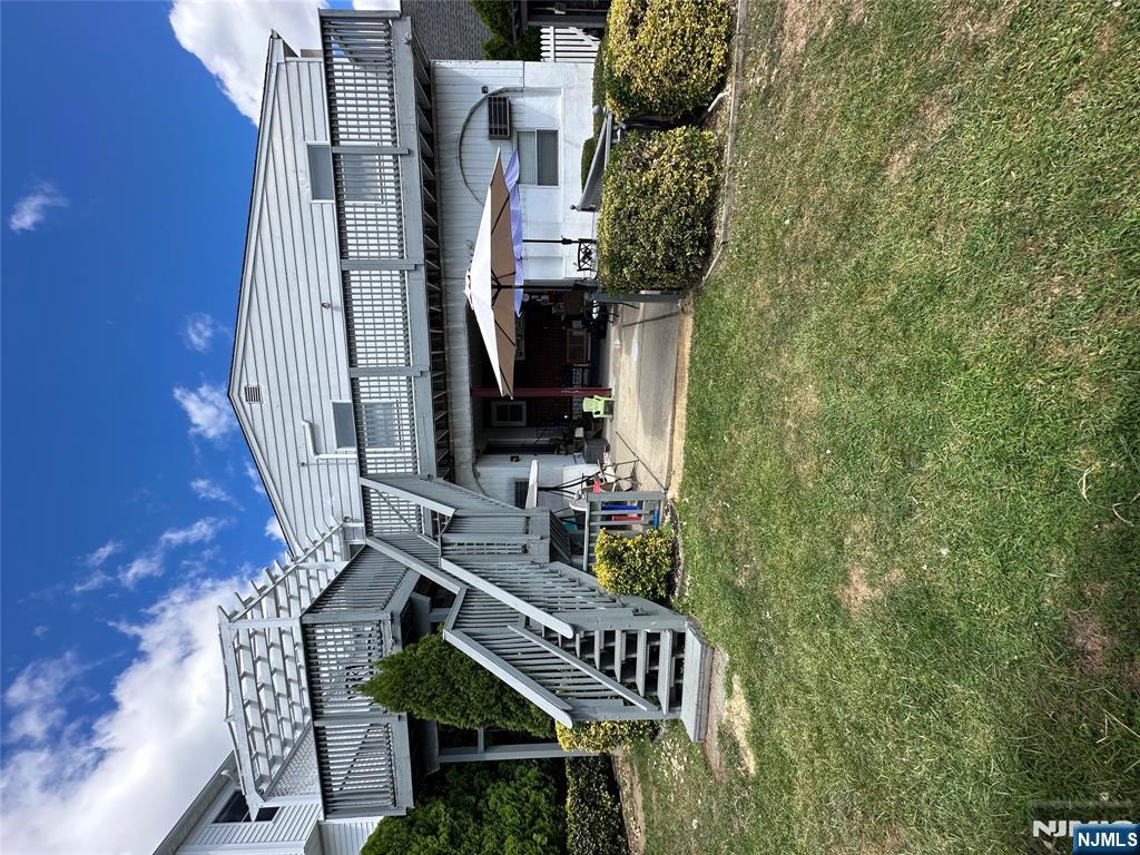 Homes for sale in Secaucus, NJ | 52 Fairview Ave, Secaucus, NJ 07094 | MLS# 25031870