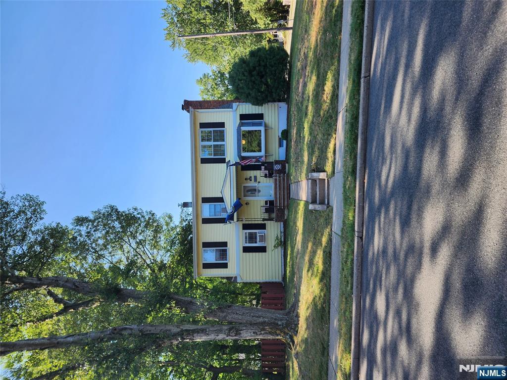 Homes for sale in Ramsey, NJ | 132 Prospect St, Ramsey, NJ 07446 | MLS# 25032007