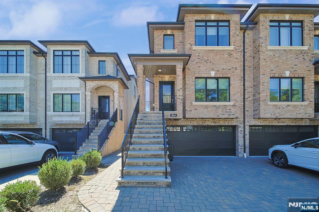 Homes for sale in Palisades Park, NJ | 86 Oakdene Ave #1, Palisades Park, NJ 07650 | MLS# 25032022