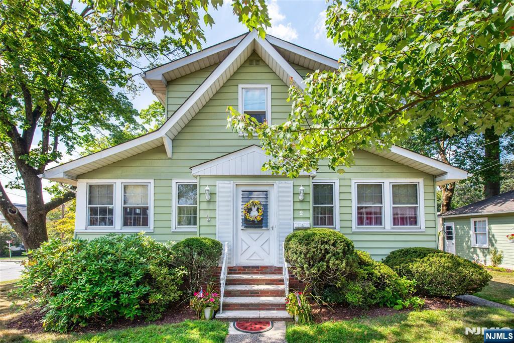 Homes for sale in Verona, NJ | 2 Otsego Rd, Verona, NJ 07044 | MLS# 25032082