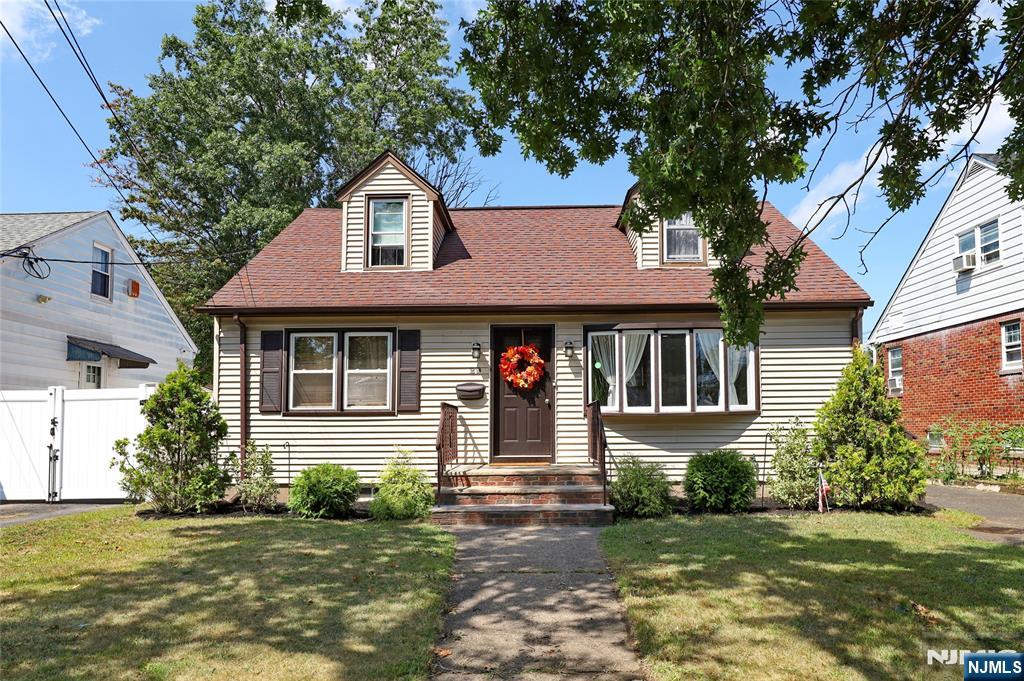 $569,000 Cape Cod