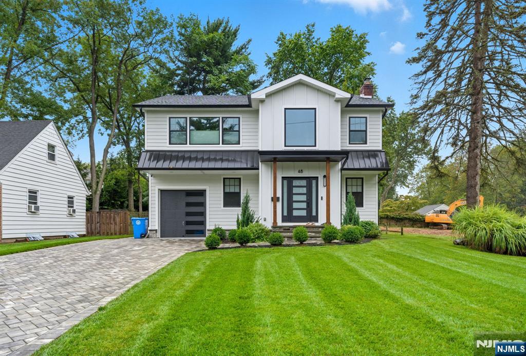 $1,799,000 Colonial