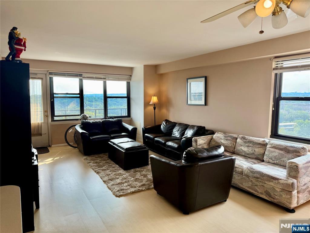 Homes for sale in Passaic, NJ | 285 Aycrigg Ave #19G, Passaic, NJ 07055 | MLS# 25032132