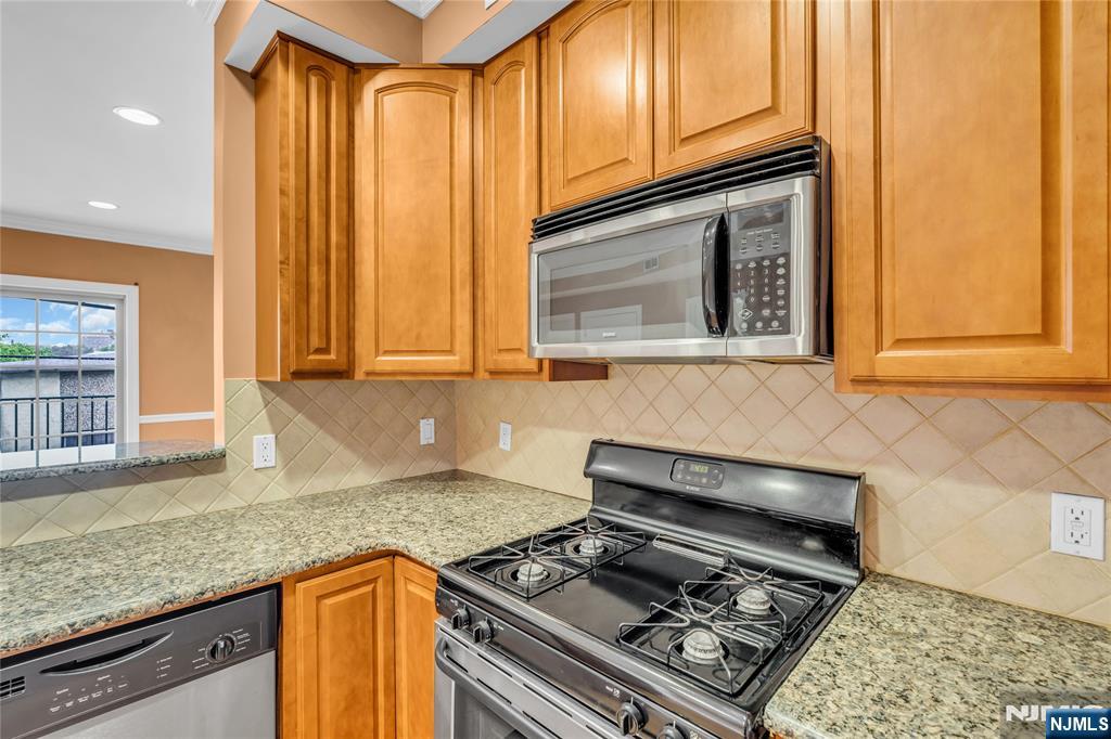 Homes for sale in Newark, NJ | 30 Austin St #301, Newark, NJ 07114 | MLS# 25032192