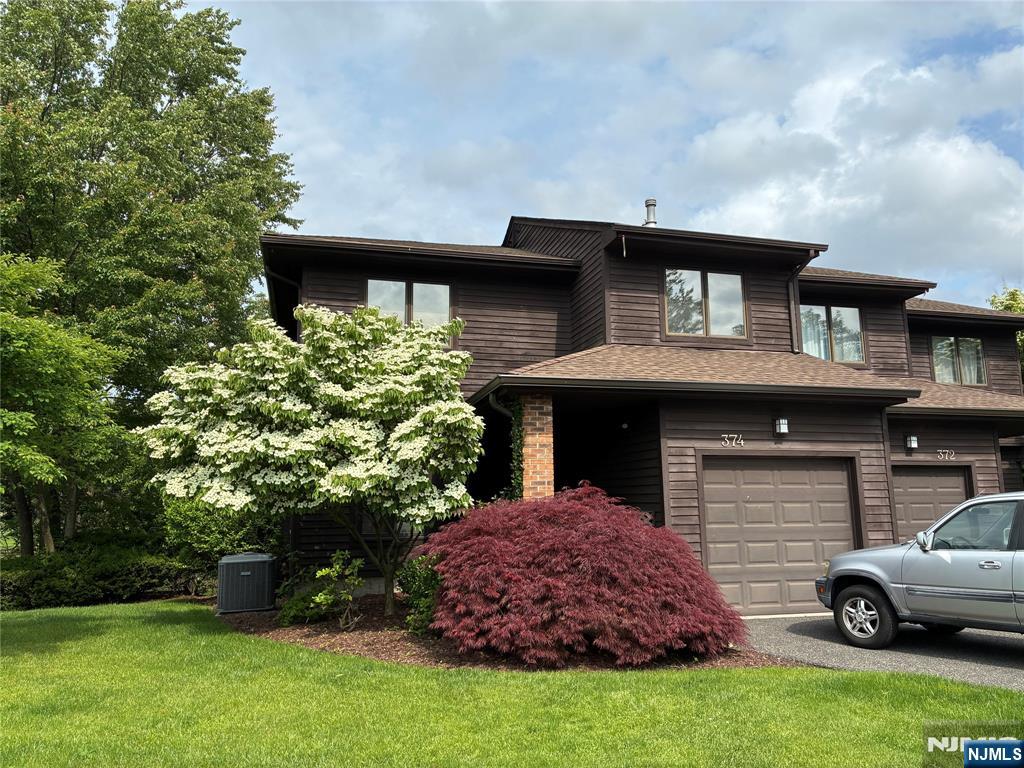 $672,500 Townhouse
