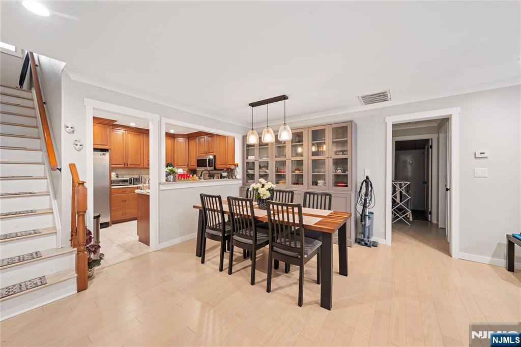 Homes for sale in South Orange Village, NJ | 16 Mews Ln, South Orange Village, NJ 07079 | MLS# 25032308