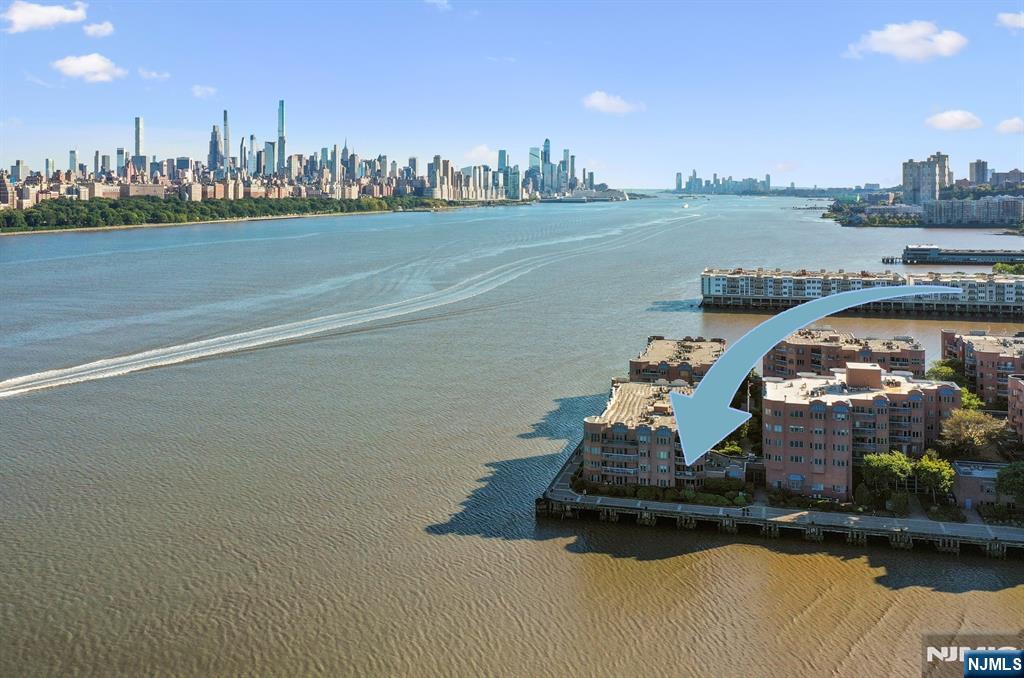$749,000 Condo