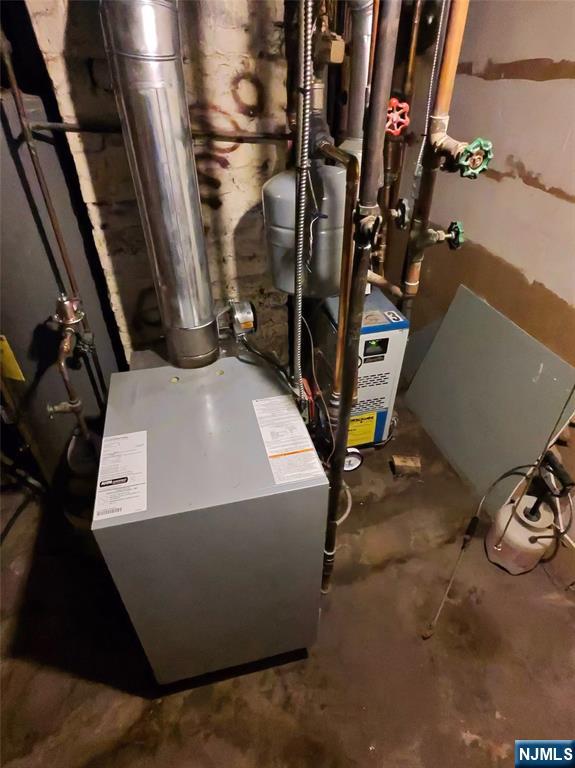 Homes for sale in Newark, NJ | 832 Parker St, Newark, NJ 07104 | MLS# 25032383