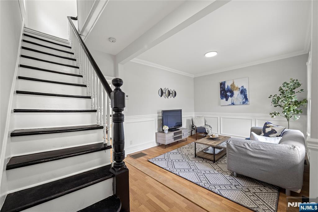 Homes for sale in Kearny, NJ | 422 Davis Ave, Kearny, NJ 07032 | MLS# 25032388