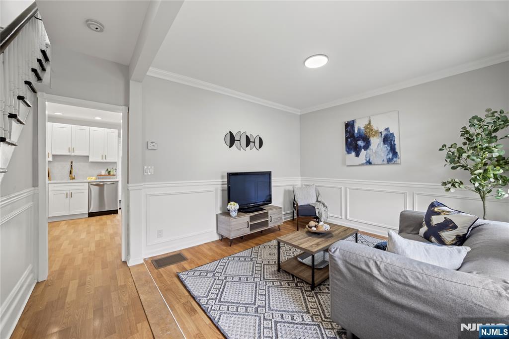 Homes for sale in Kearny, NJ | 422 Davis Ave, Kearny, NJ 07032 | MLS# 25032388