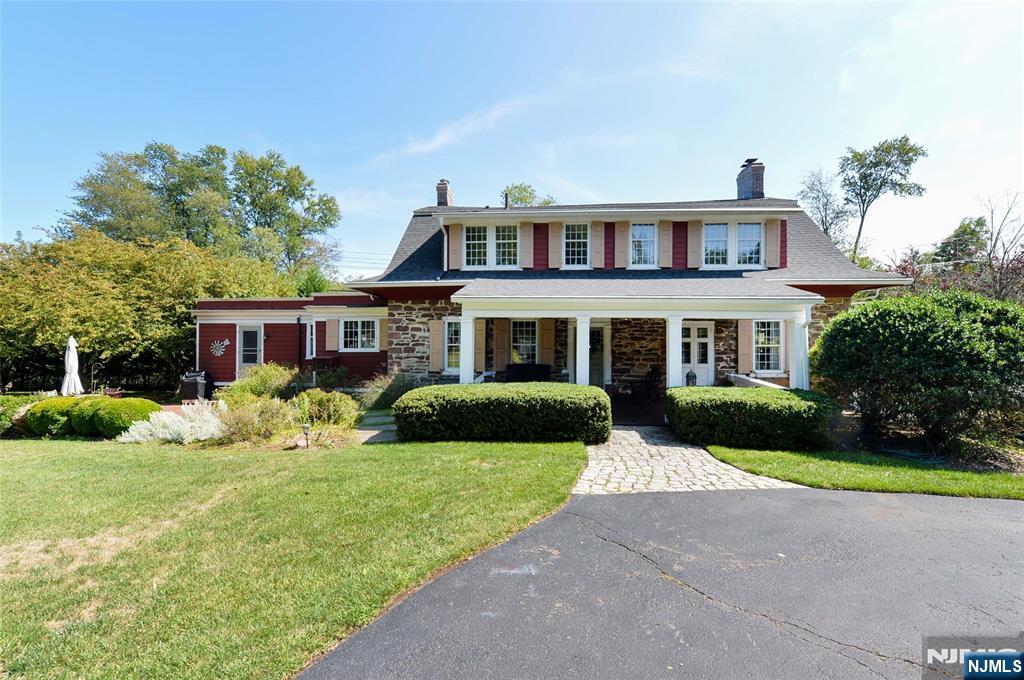 Homes for sale in Hillsdale, NJ | 2 Wierimus Ln, Hillsdale, NJ 07642 | MLS# 25032409