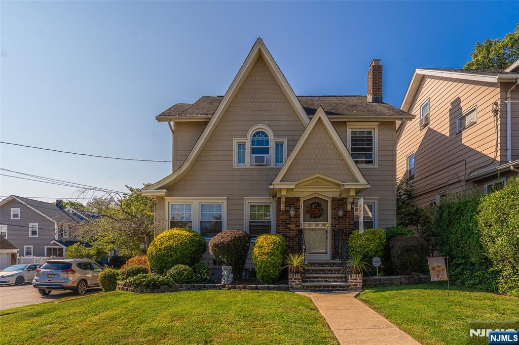 Homes for sale in Belleville, NJ | 217 Malone Ave, Belleville, NJ 07109 | MLS# 25032446