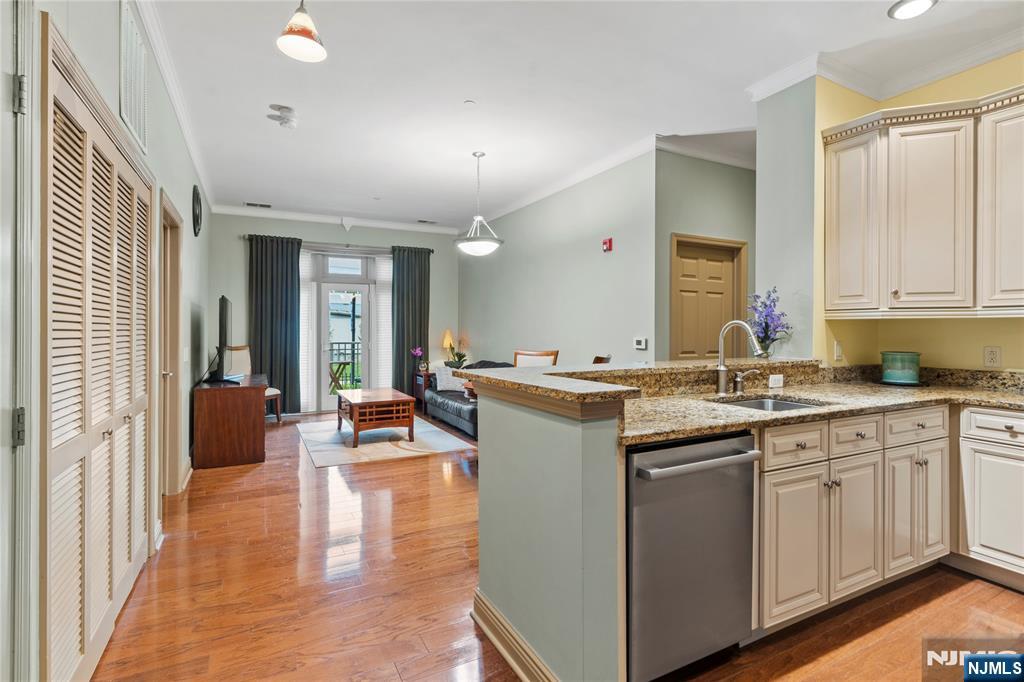 Homes for sale in Jersey City, NJ | 7400 River Rd #120, Jersey City, NJ 07047 | MLS# 25032481