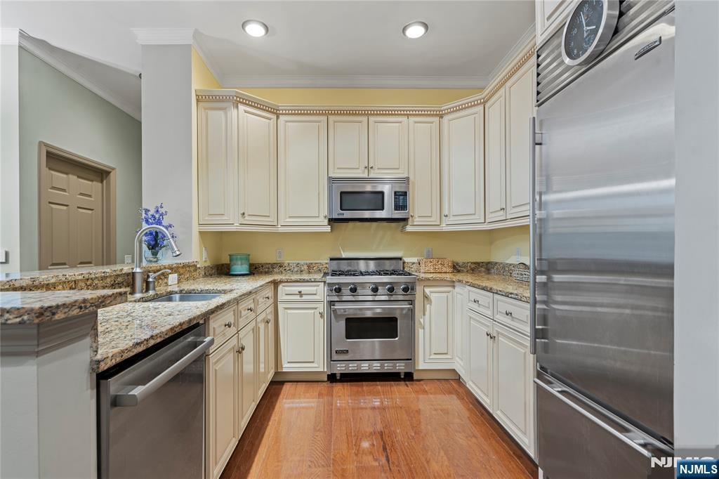 Homes for sale in Jersey City, NJ | 7400 River Rd #120, Jersey City, NJ 07047 | MLS# 25032481