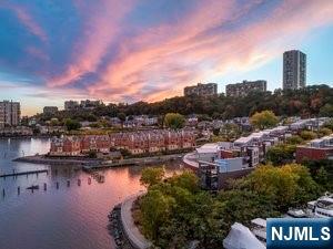 $1,900,000 Condo
