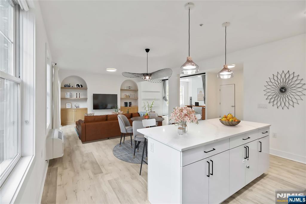 Homes for sale in Fort Lee, NJ | 17 Cumbermeade Rd #102, Fort Lee, NJ 07024 | MLS# 25032569