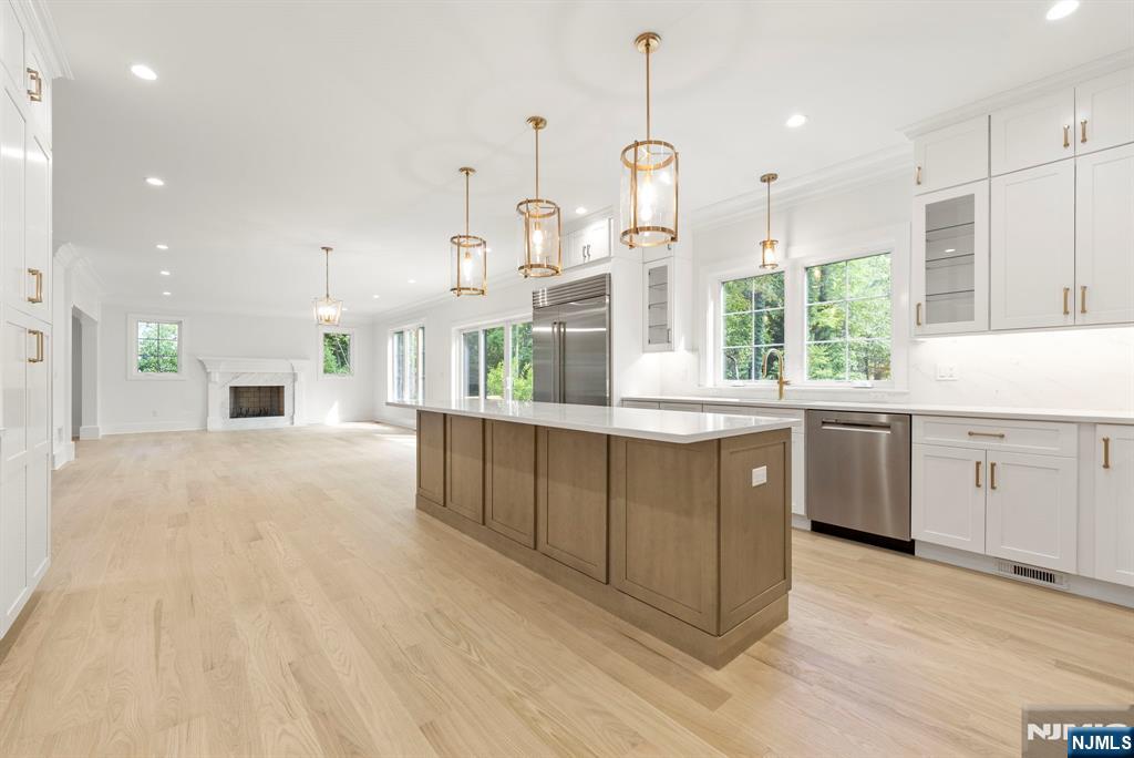 Homes for sale in River Vale, NJ | 559 Stellman Dr, River Vale, NJ 07675 | MLS# 25032591