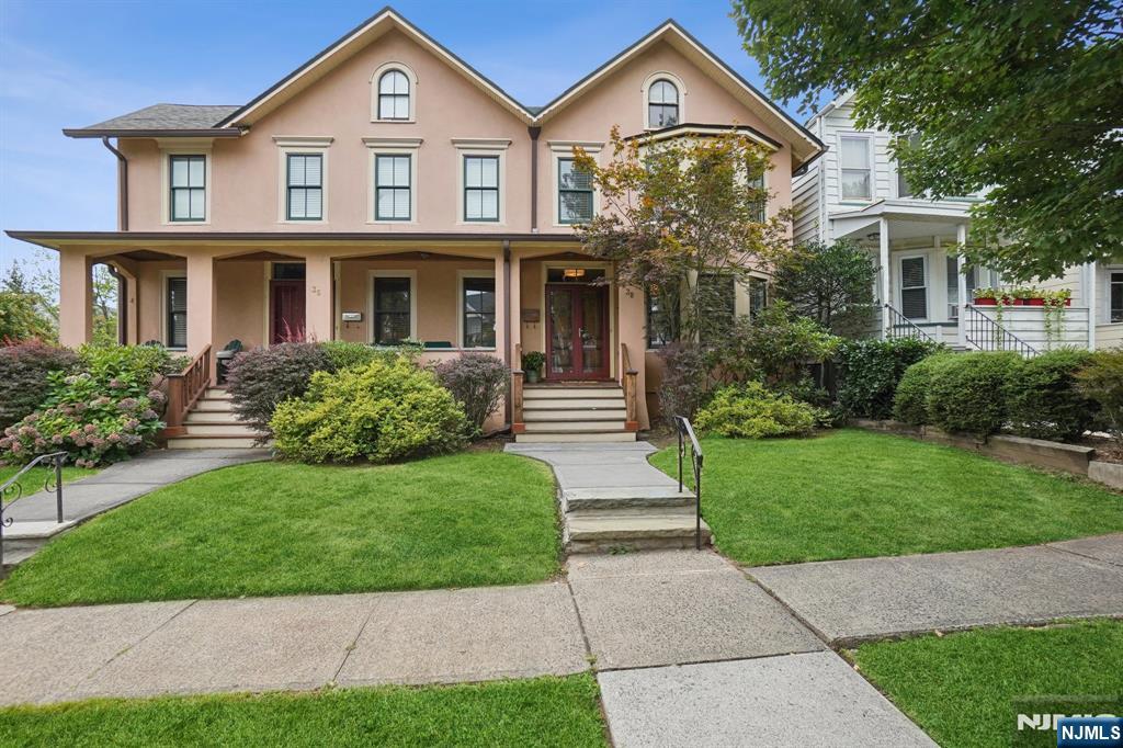 $739,000 Condo