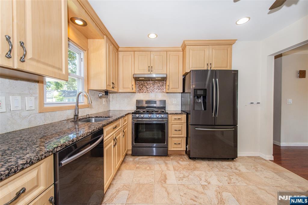 Homes for sale in South Plainfield, NJ | 206 Woolworth Ave, South Plainfield, NJ 07080 | MLS# 25032644