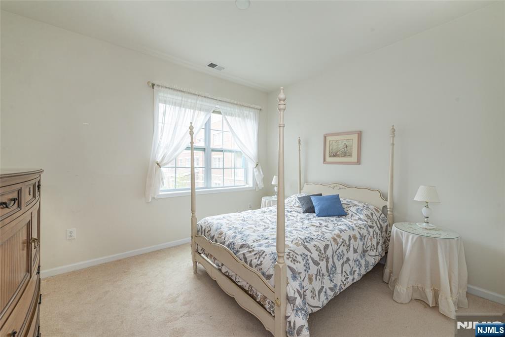 Homes for sale in Wanaque, NJ | 1116 Warrens Way, Wanaque, NJ 07465 | MLS# 25032647