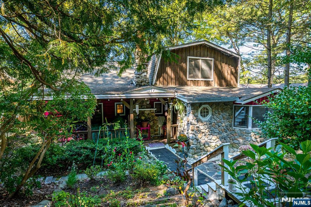 Homes for sale in West Milford, NJ | 177 Otterhole Rd, West Milford, NJ 07480 | MLS# 25032666