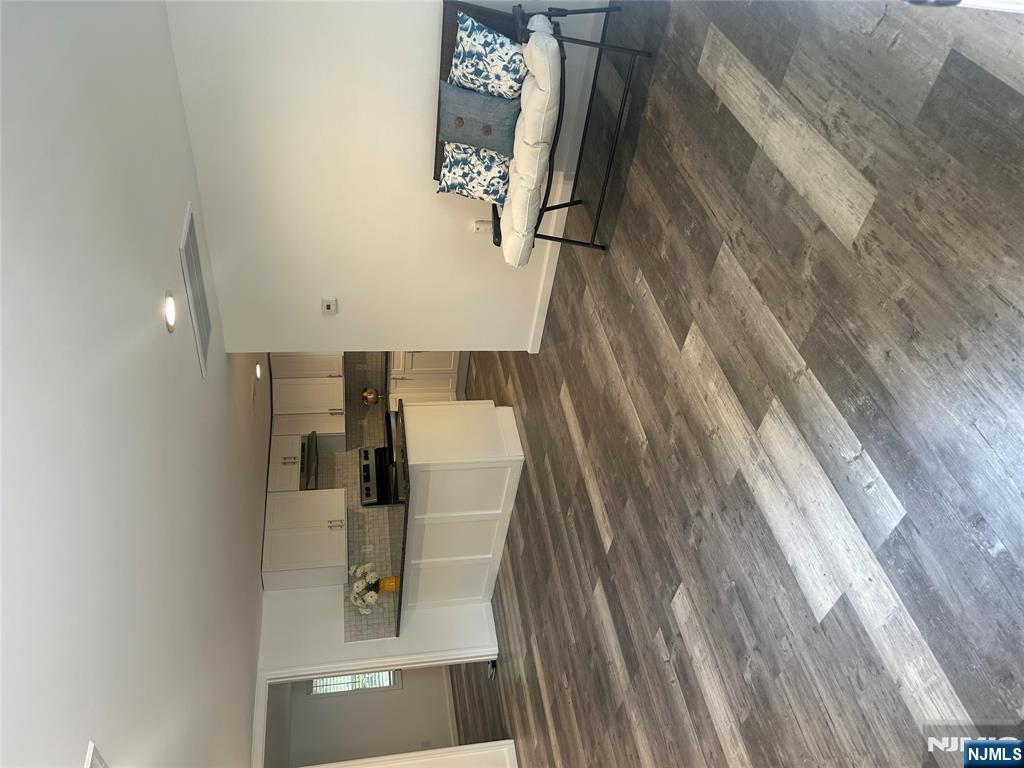 Homes for sale in Hampton, NJ | 17 Eastbrook Ln, Hampton, NJ 07860 | MLS# 25032667