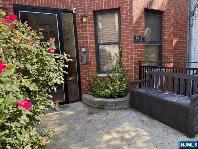 Homes for sale in Weehawken, NJ | 54 47Th St #3, Weehawken, NJ 07086 | MLS# 25032711