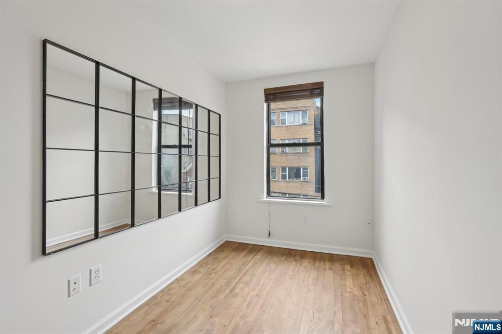 Homes for sale in Weehawken, NJ | 54 47Th St #3, Weehawken, NJ 07086 | MLS# 25032711