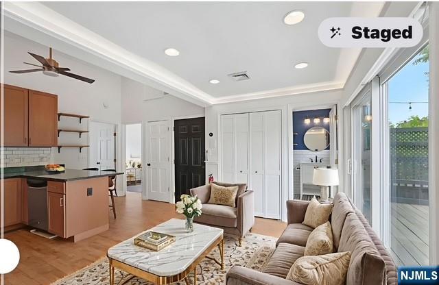 Homes for sale in Weehawken, NJ | 54 47Th St #3, Weehawken, NJ 07086 | MLS# 25032711