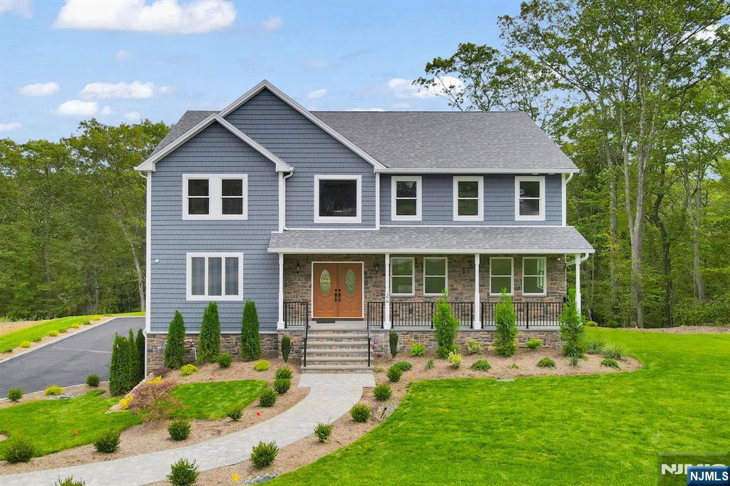 Homes for sale in West Milford, NJ | 24 Eagles Nest Ter, West Milford, NJ 07480 | MLS# 25032715