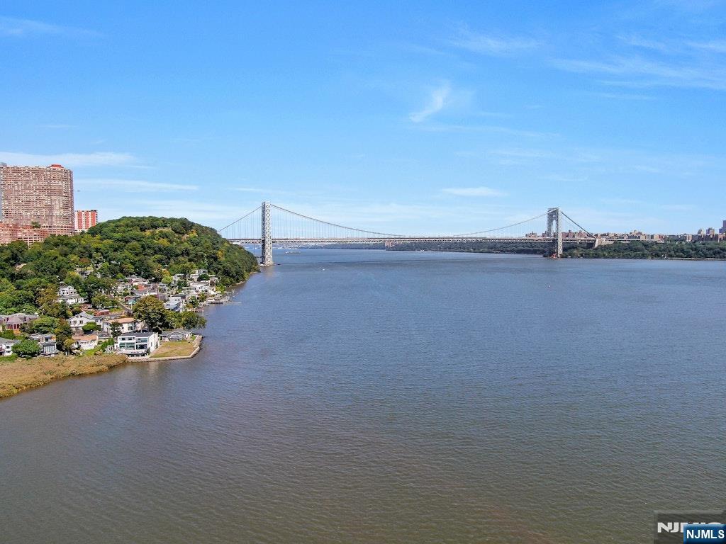 Homes for sale in Edgewater, NJ | 11 Vela Way, Edgewater, NJ 07020 | MLS# 25032718