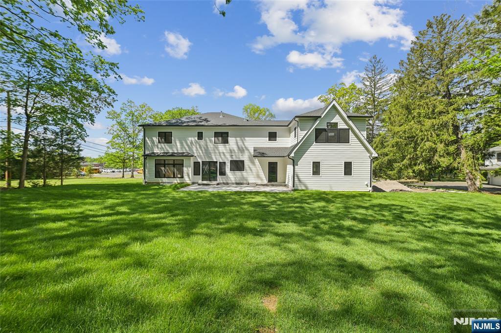 Homes for sale in Livingston, NJ | 5 Foxcroft Dr, Livingston, NJ 07039 | MLS# 25032756