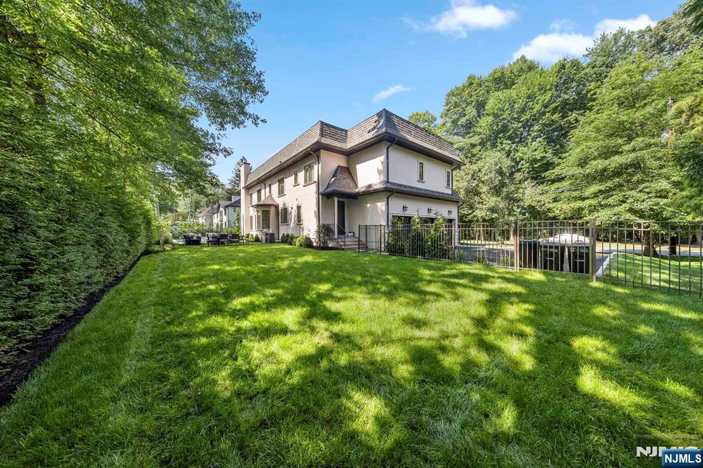 Homes for sale in Haworth, NJ | 199 Whitman St, Haworth, NJ 07641 | MLS# 25032768