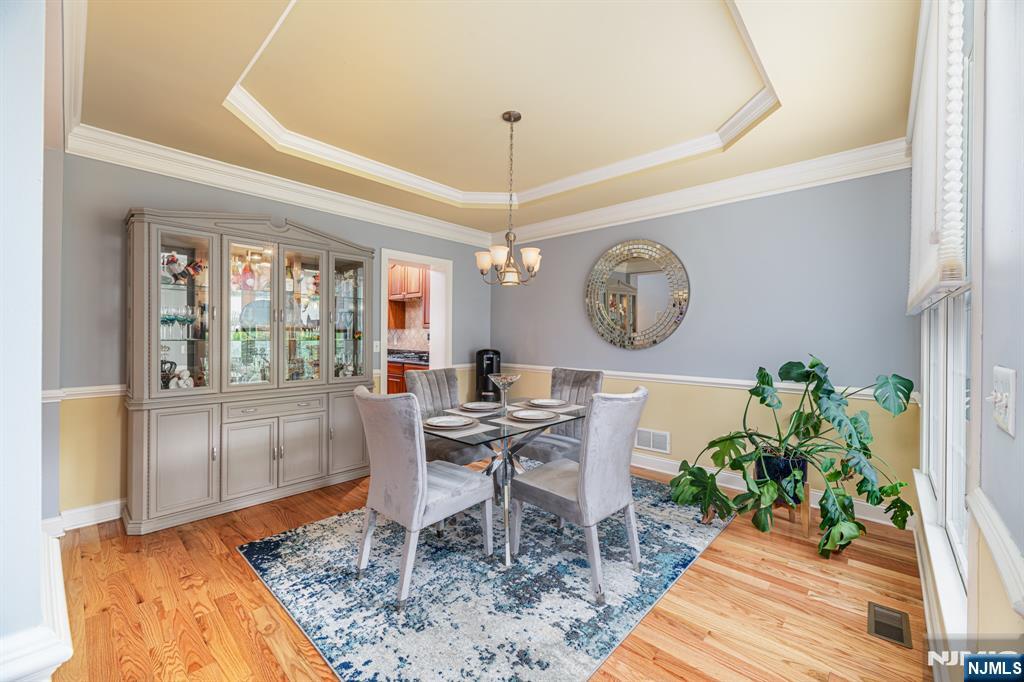 Homes for sale in Hamburg, NJ | 19 Briar Ct, Hamburg, NJ 07419 | MLS# 25032798