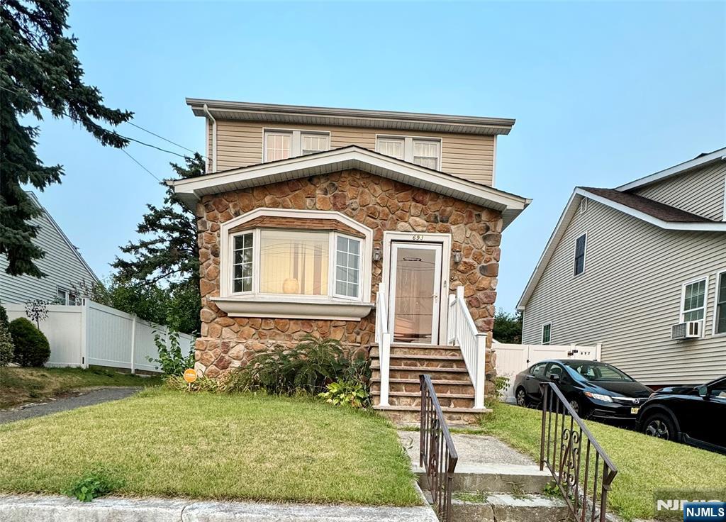 Homes for sale in Paterson, NJ | 693 31St St, Paterson, NJ 07513 | MLS# 25032812