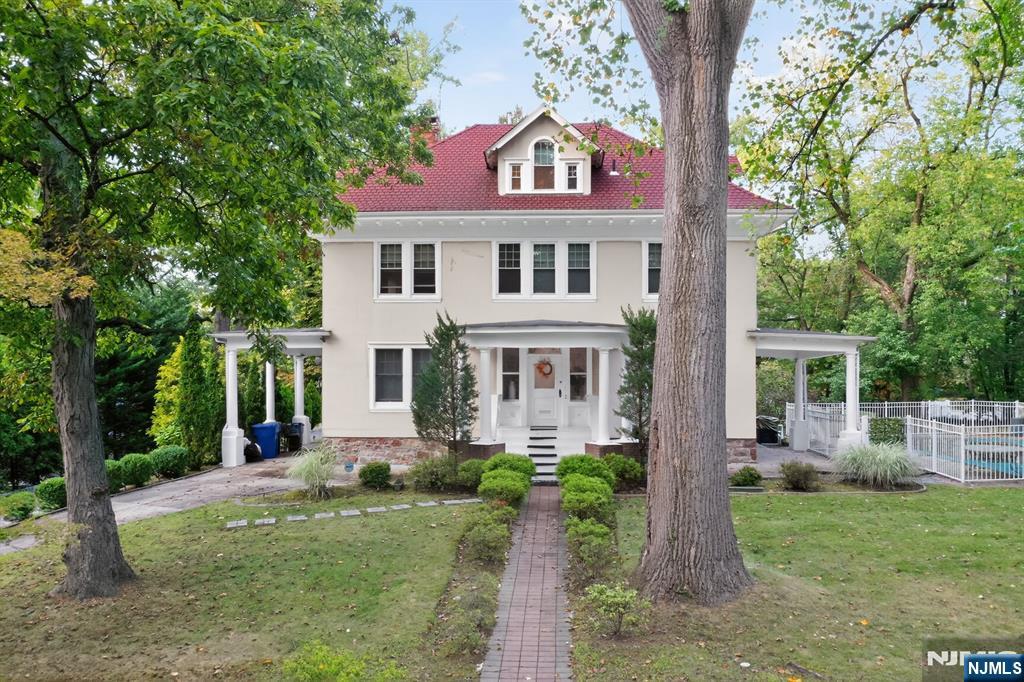 Homes for sale in Englewood, NJ | 285 Maple St, Englewood, NJ 07631 | MLS# 25032823