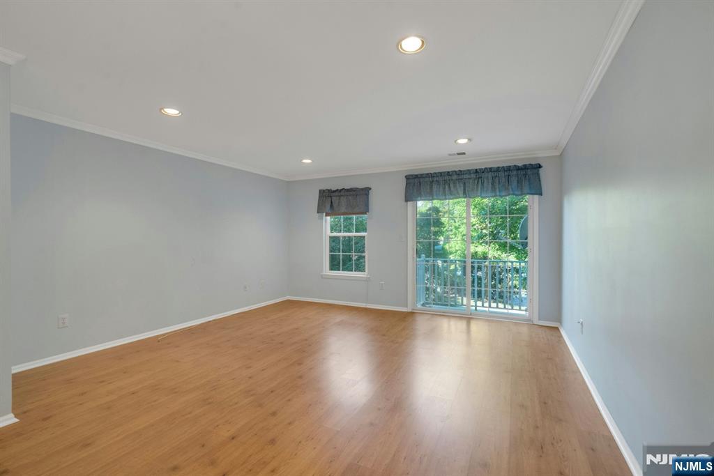 Homes for sale in Mahwah, NJ | 2170 Kent Ct, Mahwah, NJ 07430 | MLS# 25032831