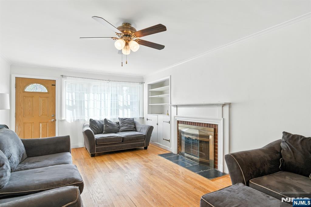 Homes for sale in Bloomfield, NJ | 42 Meadow Ln, Bloomfield, NJ 07003 | MLS# 25032850