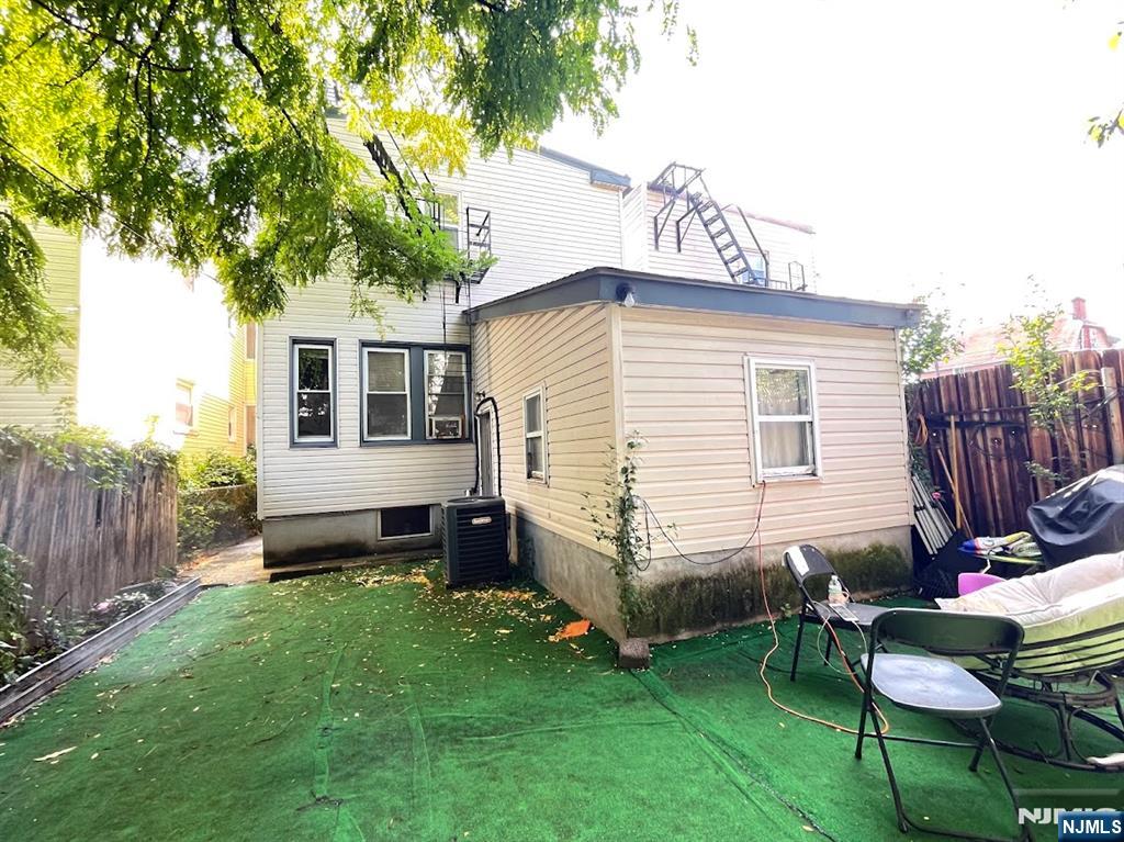 Homes for sale in Newark, NJ | 564 Broadway, Newark, NJ 07104 | MLS# 25032853