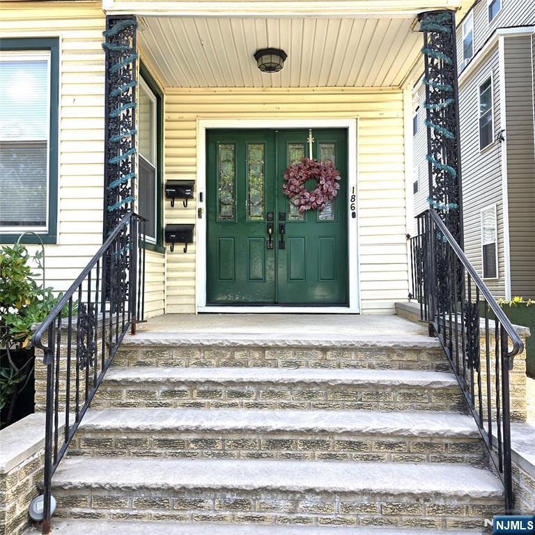 Homes for sale in Newark, NJ | 186 Scheerer Ave, Newark, NJ 07112 | MLS# 25032866