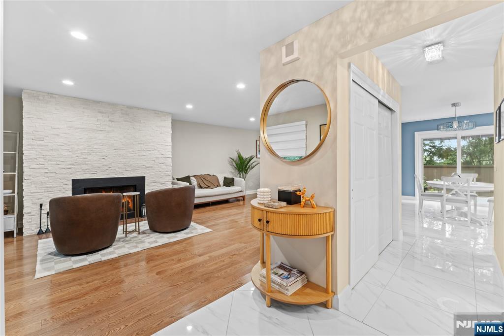 Homes for sale in Cedar Grove, NJ | 4 Mountain Ridge Dr #25, Cedar Grove, NJ 07009 | MLS# 25032911