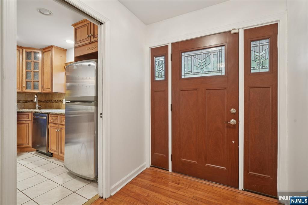 Homes for sale in Livingston, NJ | 280 Cedar St, Livingston, NJ 07039 | MLS# 25032974