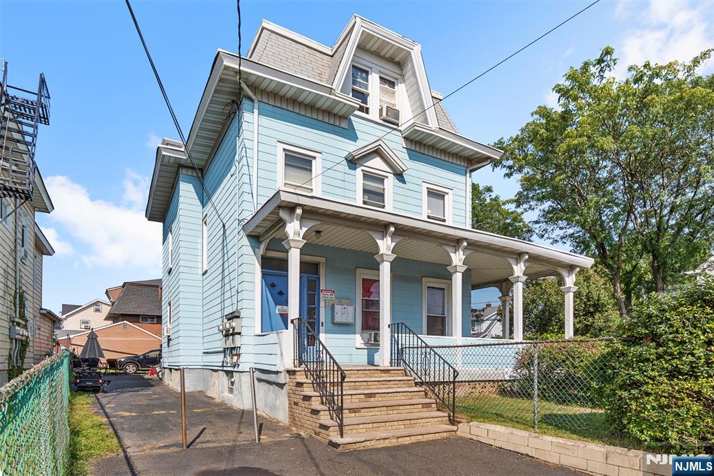 Homes for sale in Hackensack, NJ | 119 Union St, Hackensack, NJ 07601 | MLS# 25033027